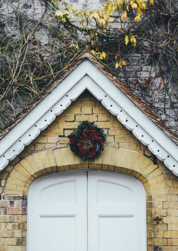 How Much Do Americans Spend On Christmas