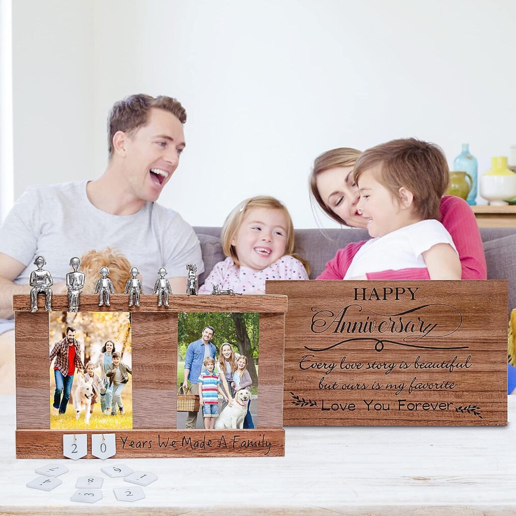 EVA murmure Personalized Romantic Wedding and Anniversary Keepsake Box with Family Statue - Wooden Memory Picture Box for Cherished Keepsakes and Ticket Storage - Elegant Couple Gift