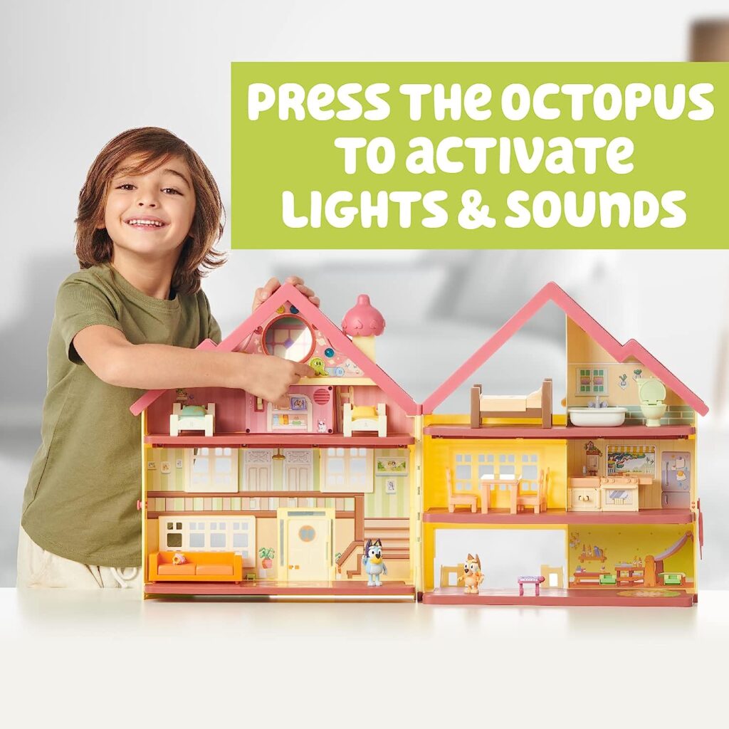 Bluey Ultimate Lights & Sounds Playhouse